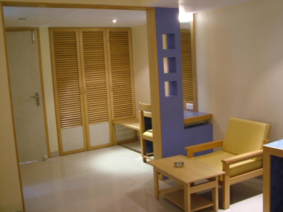 Hotel City Park, Solapur Extérieur photo