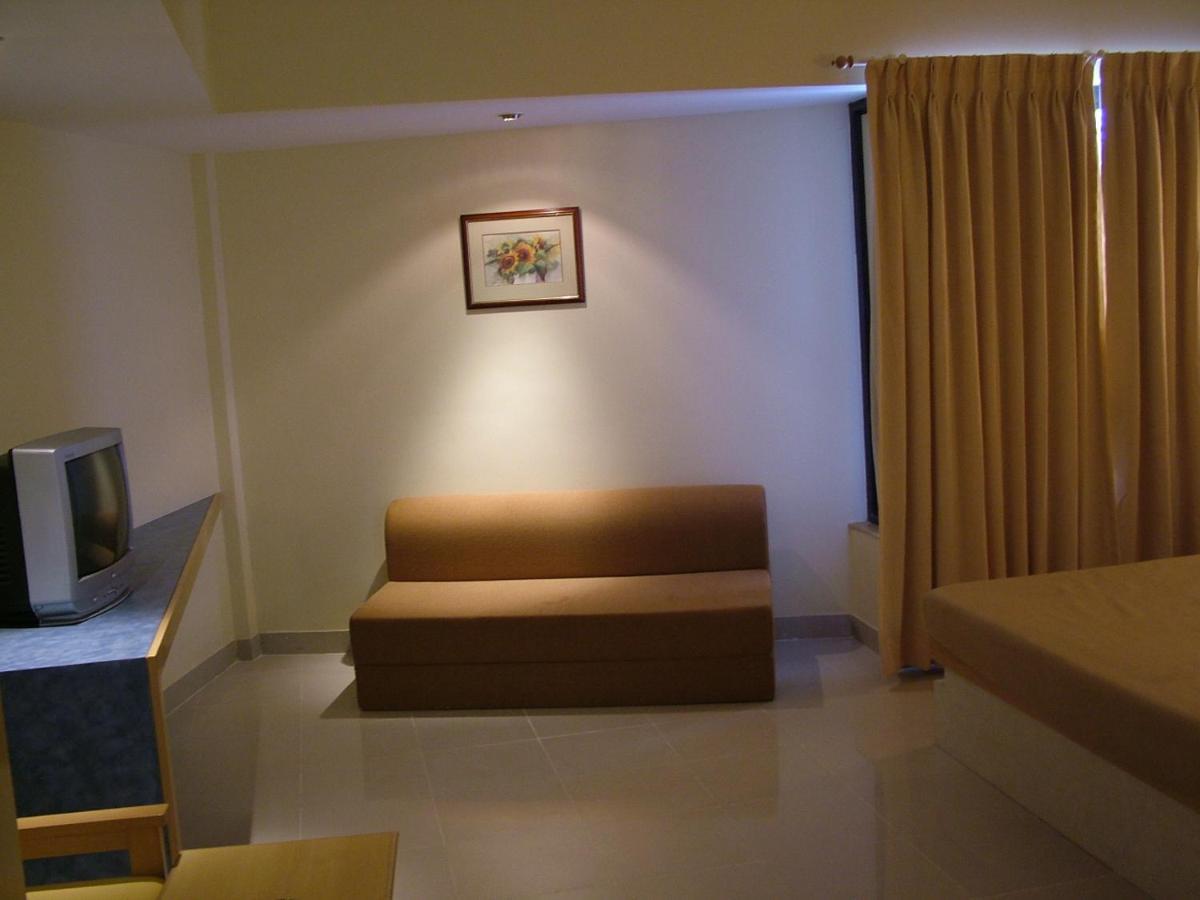 Hotel City Park, Solapur Extérieur photo