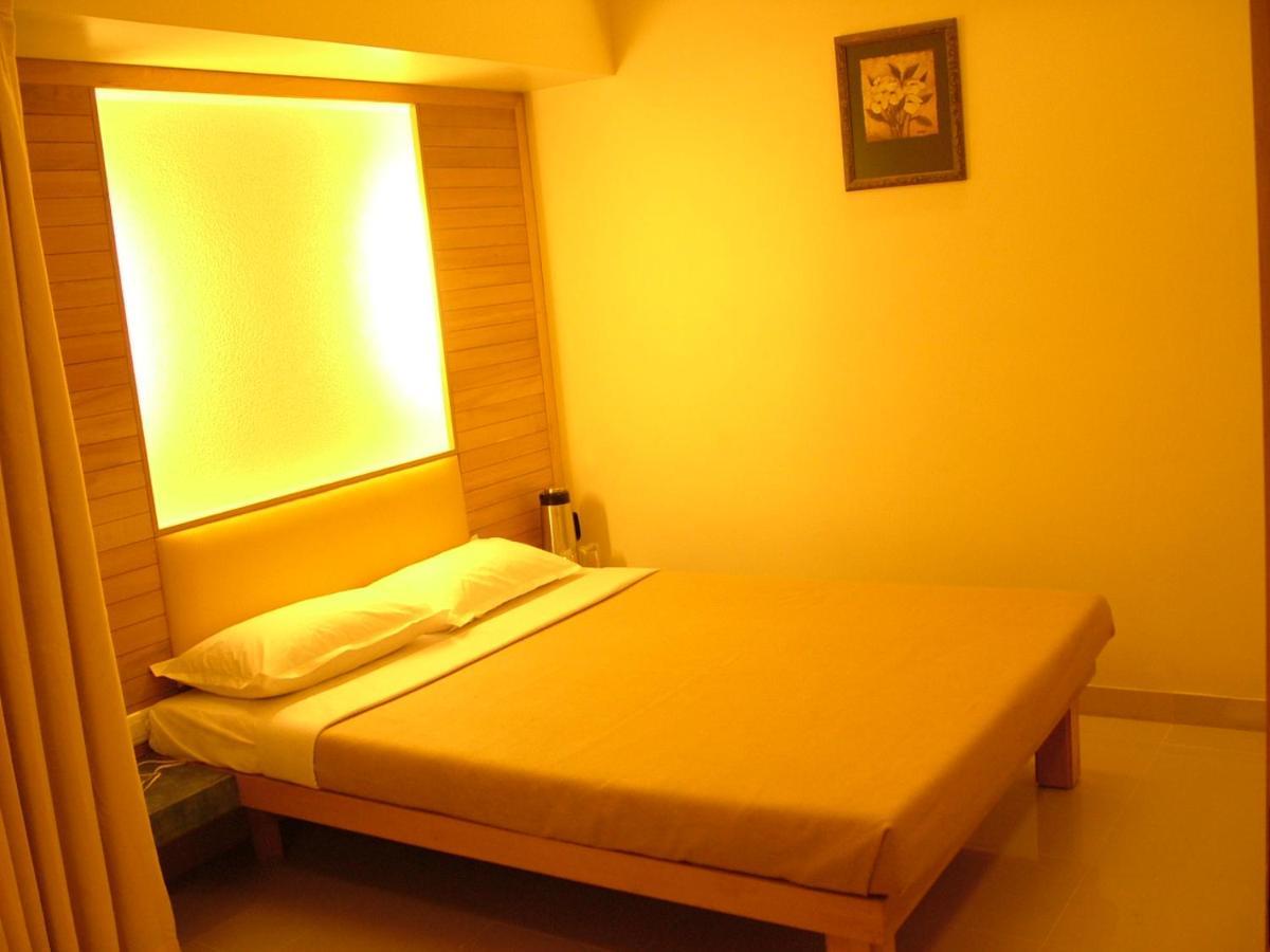 Hotel City Park, Solapur Extérieur photo